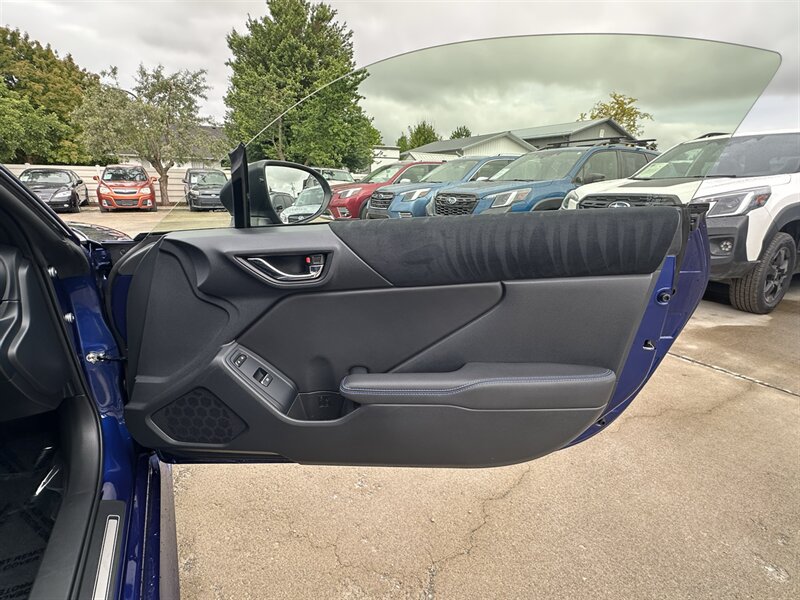 Used 2025 Subaru BRZ tS RWD image 32