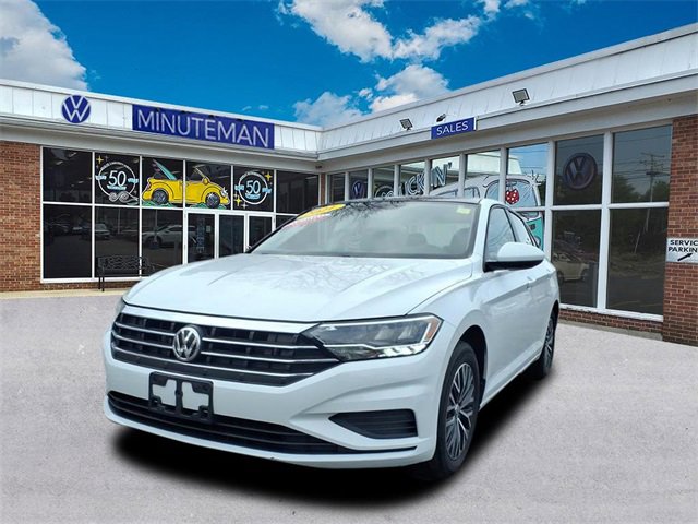Certified 2021 Volkswagen Jetta SE w/ SE Cold Weather Package image 1
