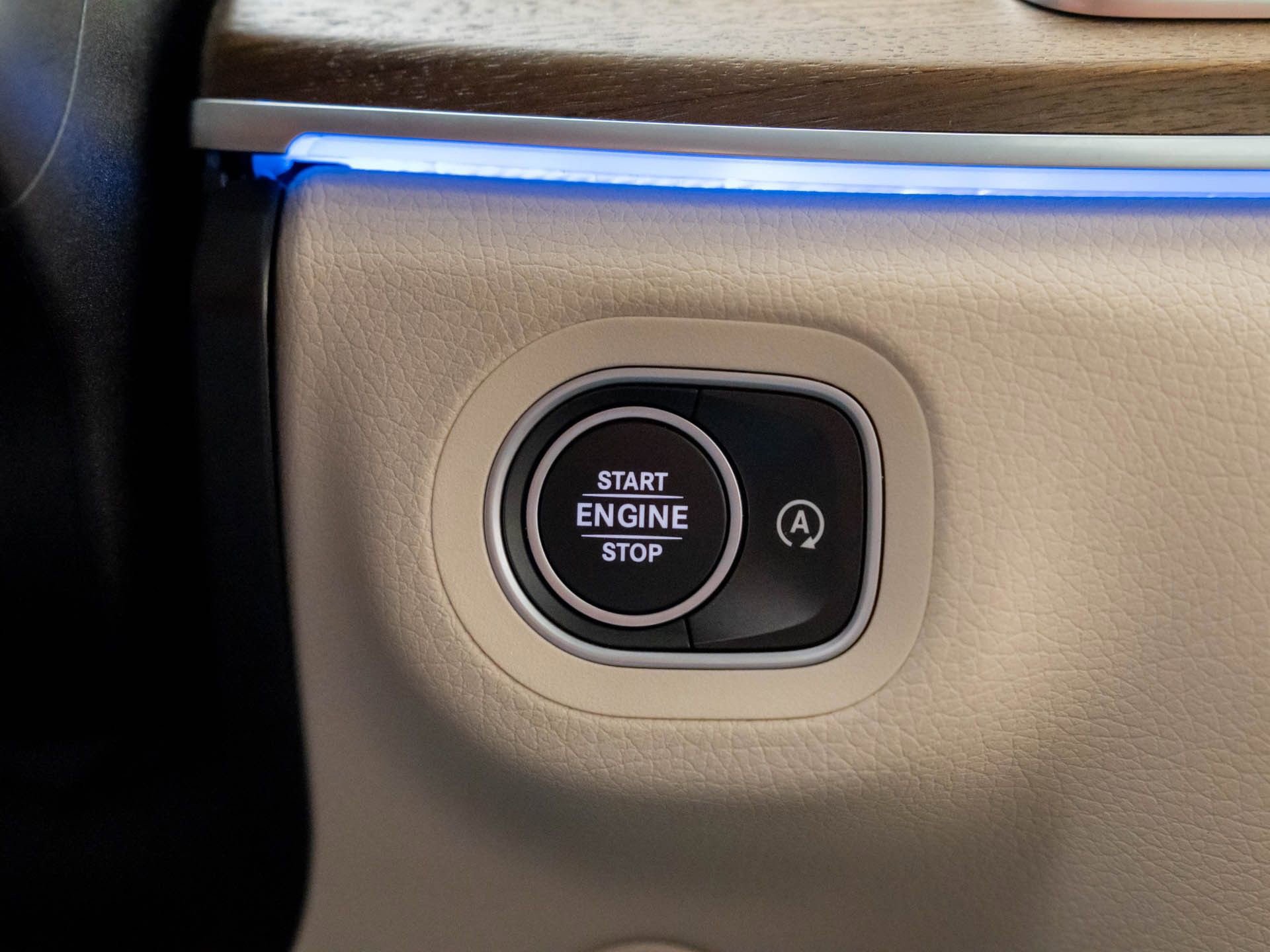 Used 2025 Mercedes-Benz GLS 450 4MATIC image 22