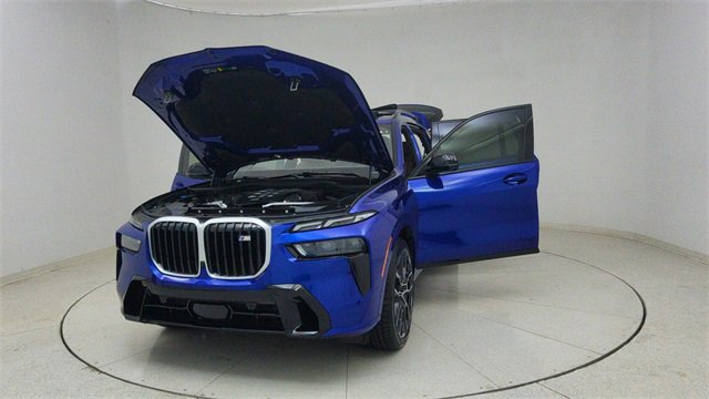 Used 2025 BMW X7 M60i image 77