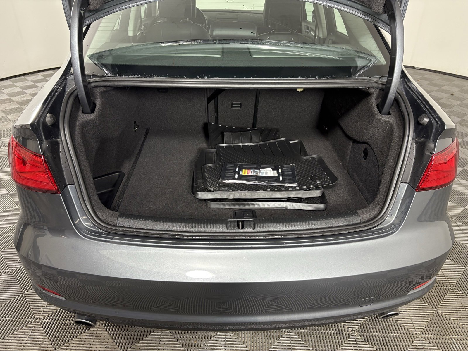 Used 2015 Audi A3 2.0T Premium image 21