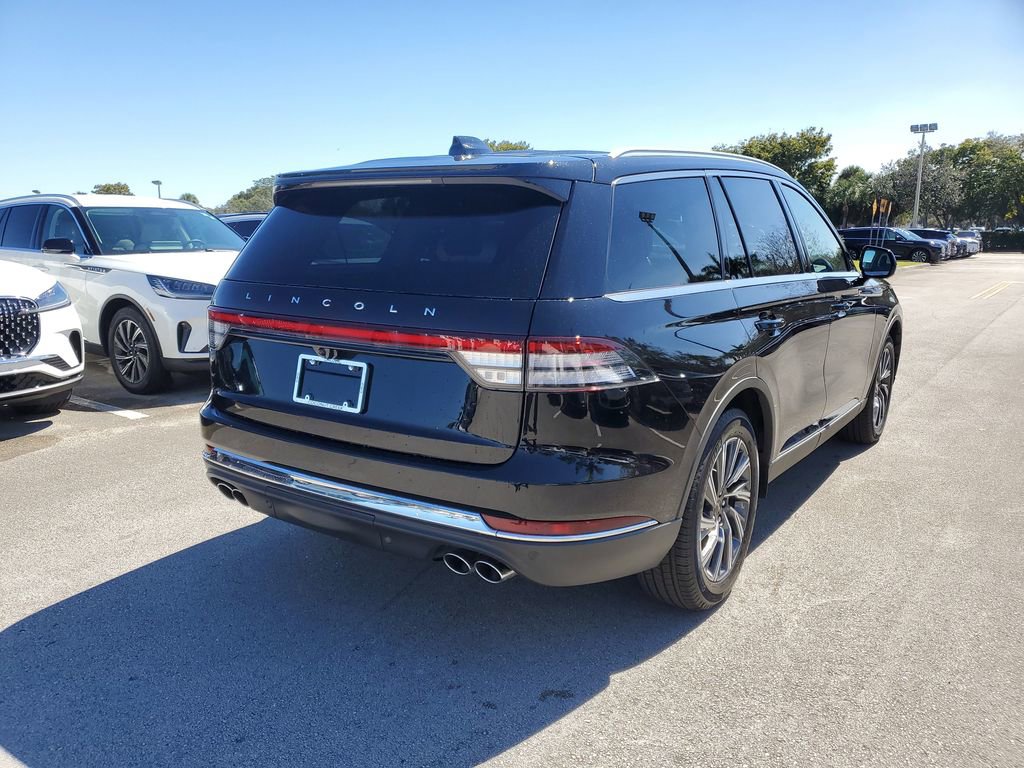 New 2026 Lincoln Aviator 2WD image 4