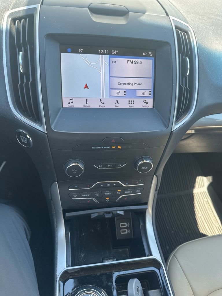 Used 2019 Ford Edge SEL w/ Equipment Group 201A FWD image 18