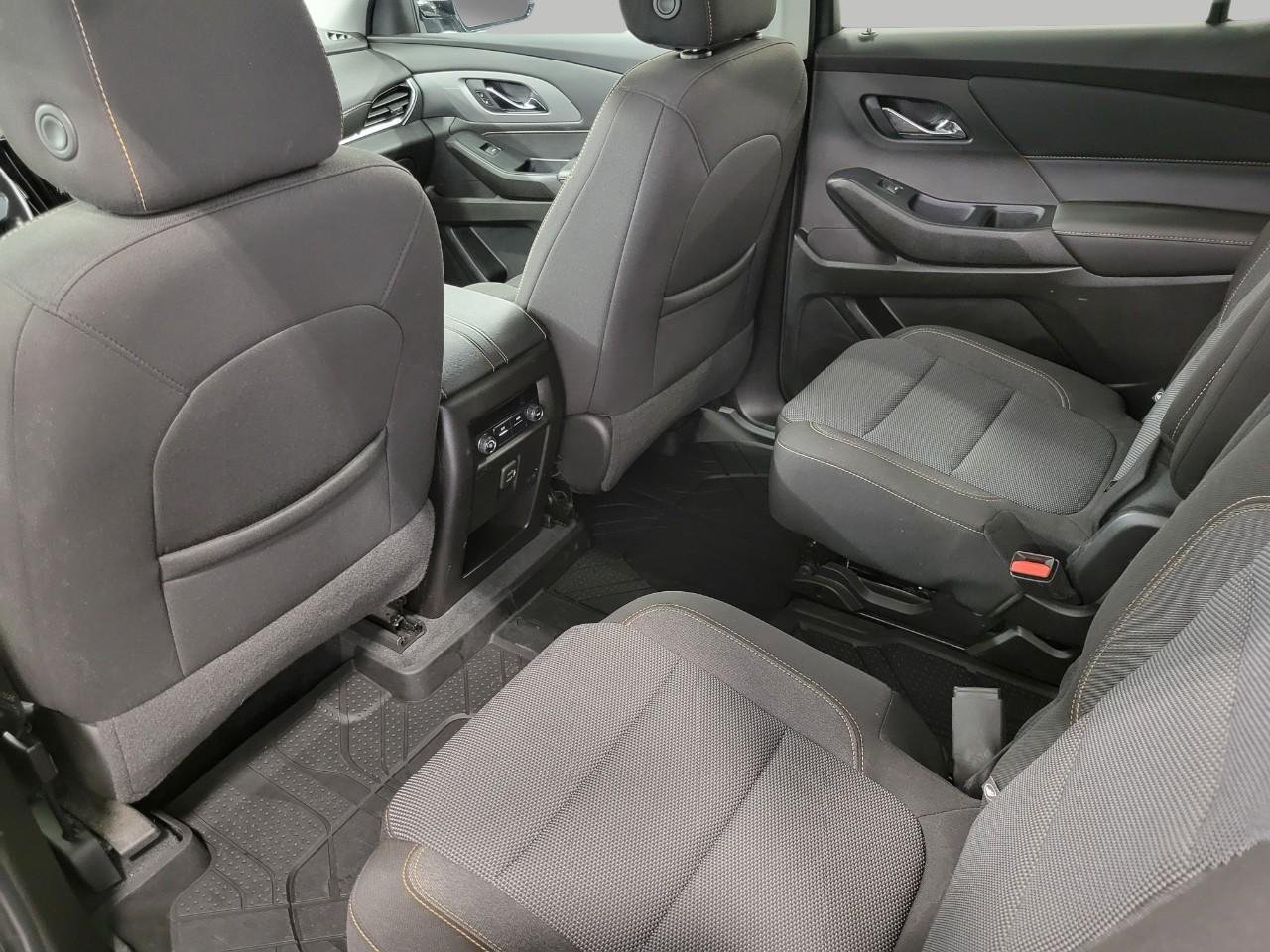 Used 2021 Chevrolet Traverse LT w/ LPO, Floor Liner Package AWD/4WD image 21