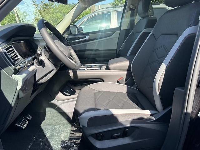 New 2026 Volkswagen Atlas Peak Edition AWD/4WD image 16