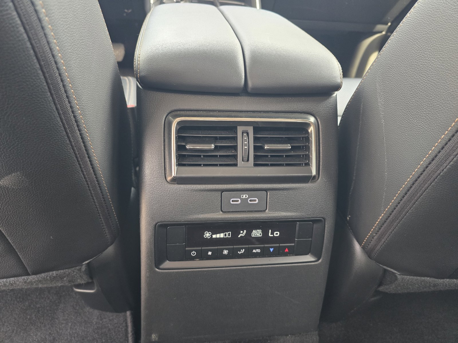 Used 2025 MAZDA CX-90 3.3 Turbo w/ Preferred Package image 24