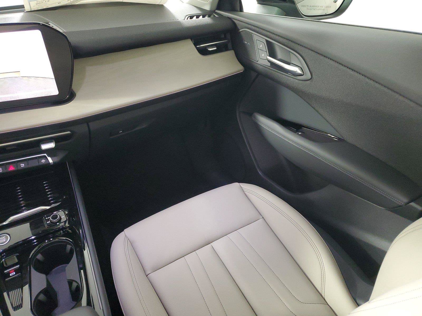 New 2026 Audi Q3 quattro 2.0T AWD/4WD image 16