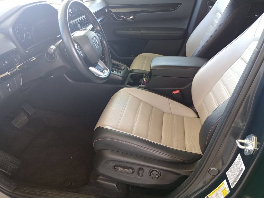 Used 2025 Honda CR-V Sport Touring image 9