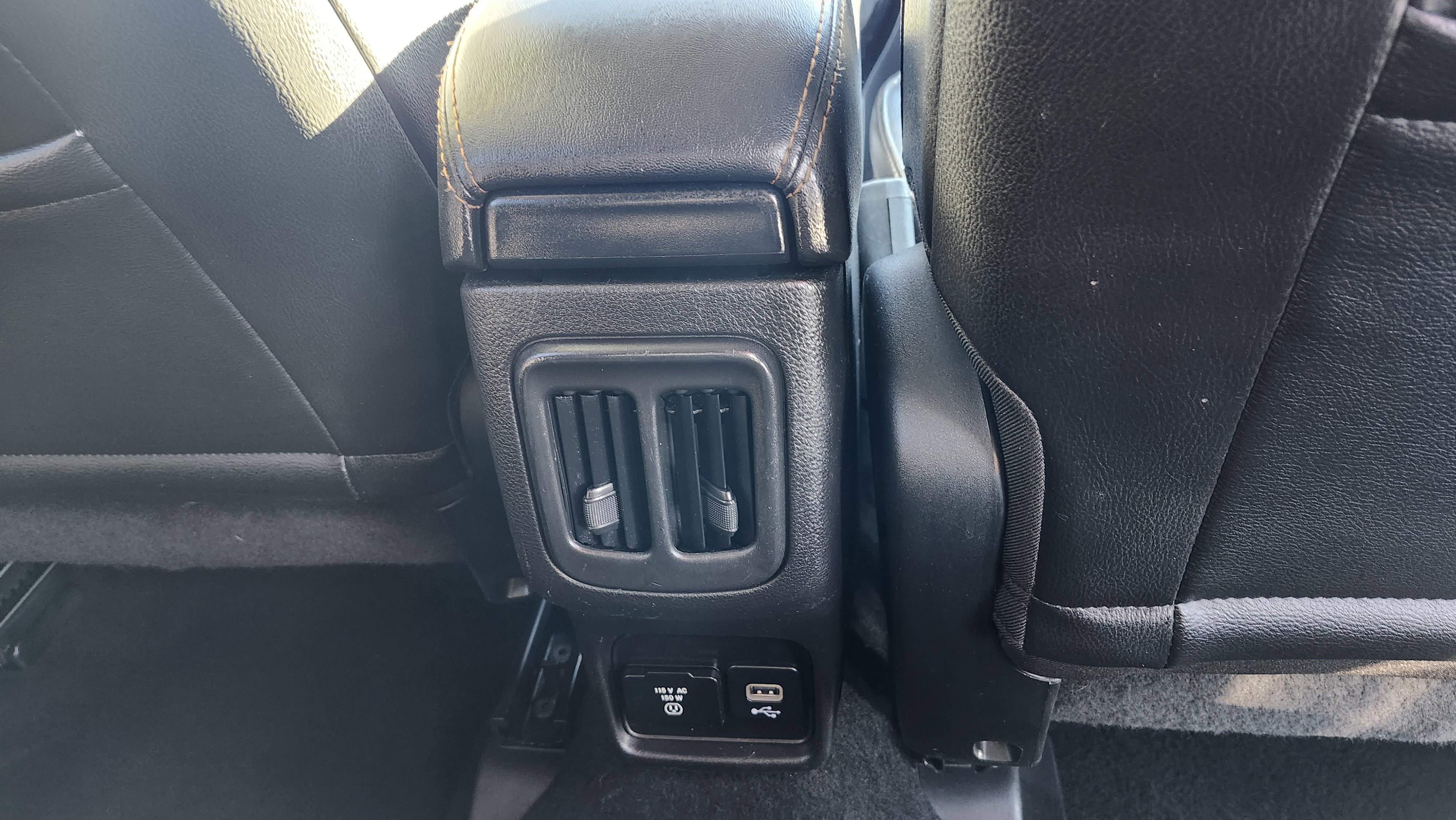 Used 2020 Jeep Compass Limited image 18