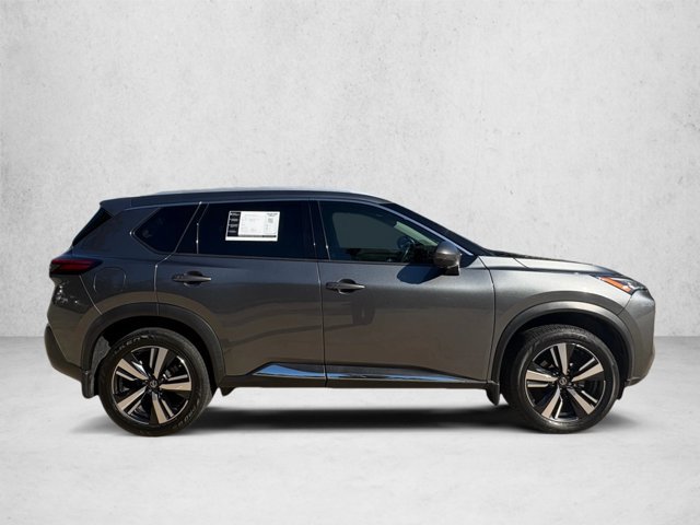 Used 2021 Nissan Rogue SL w/ Premium Package FWD image 4
