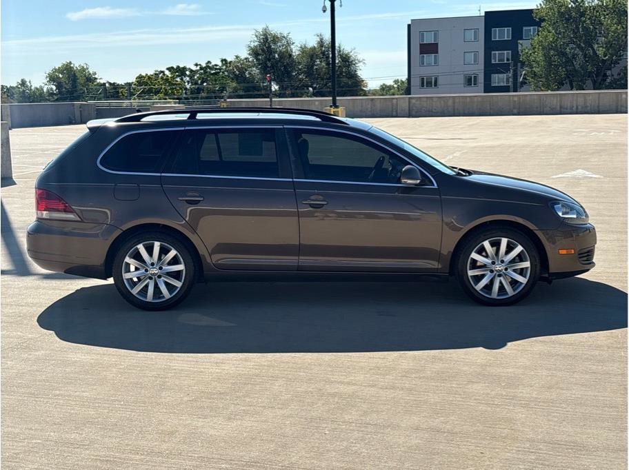 Used 2013 Volkswagen Jetta TDI image 9