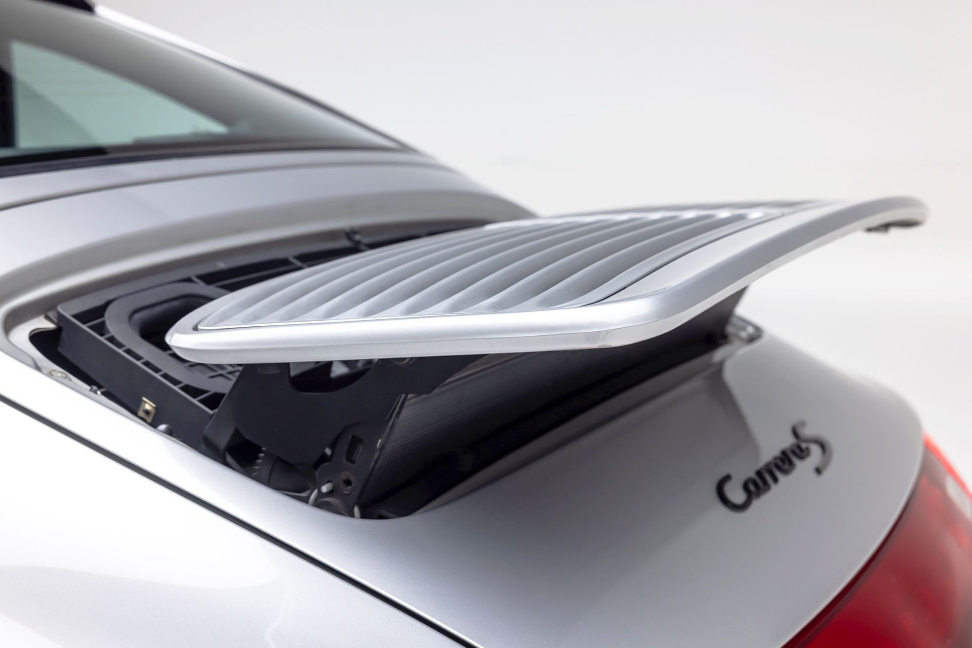Used 1998 Porsche 911 Carrera S RWD image 35