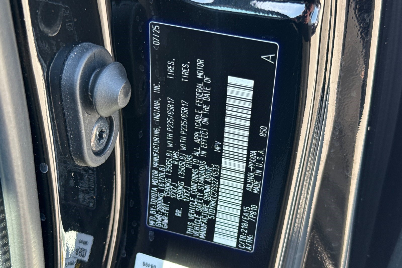 Used 2025 Toyota Sienna XLE FWD image 28