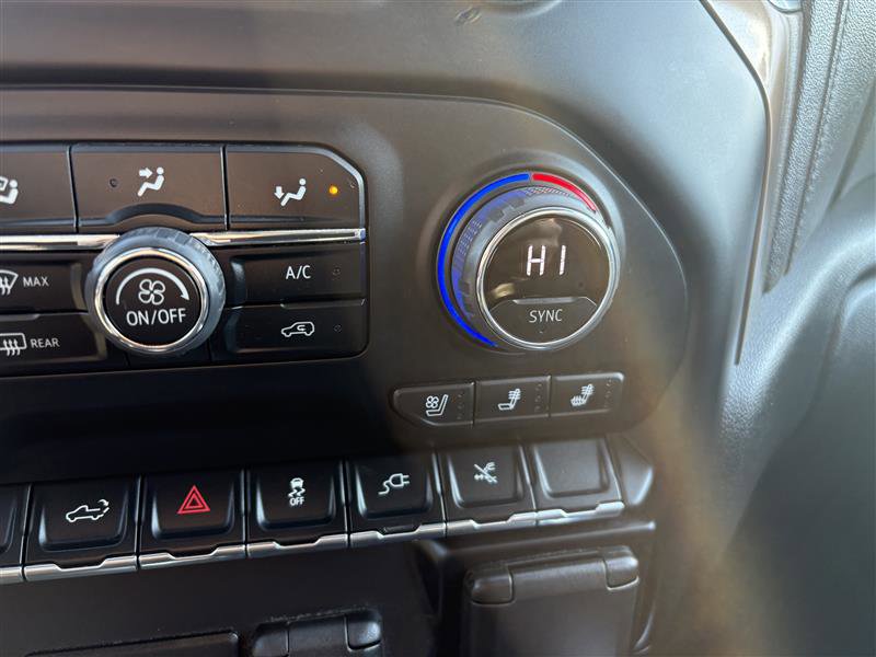 Used 2022 Chevrolet Silverado 3500 High Country w/ Technology Package image 21