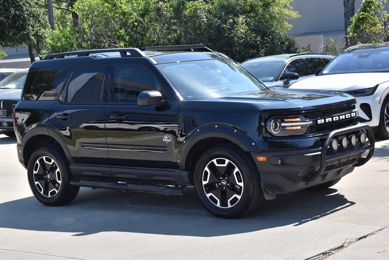 Used 2023 Ford Bronco Sport Outer Banks w/ Tech Package AWD/4WD image 5