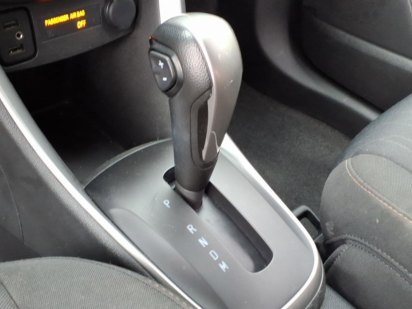 Used 2020 Chevrolet Trax LT FWD image 16