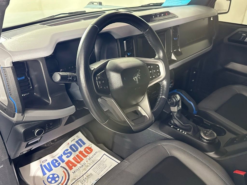 Used 2022 Ford Bronco Black Diamond image 19