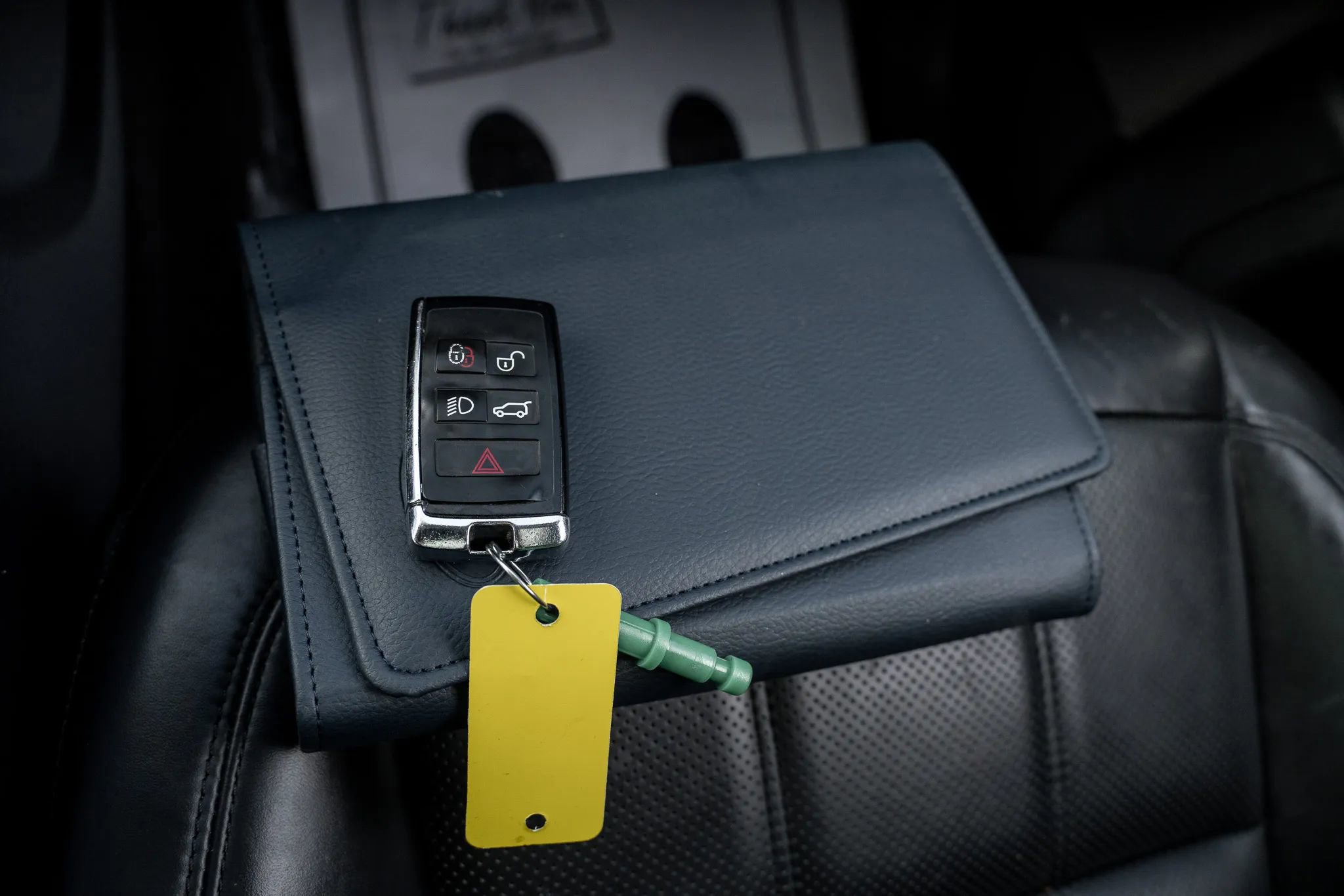 Used 2019 Land Rover Range Rover Sport HSE image 32