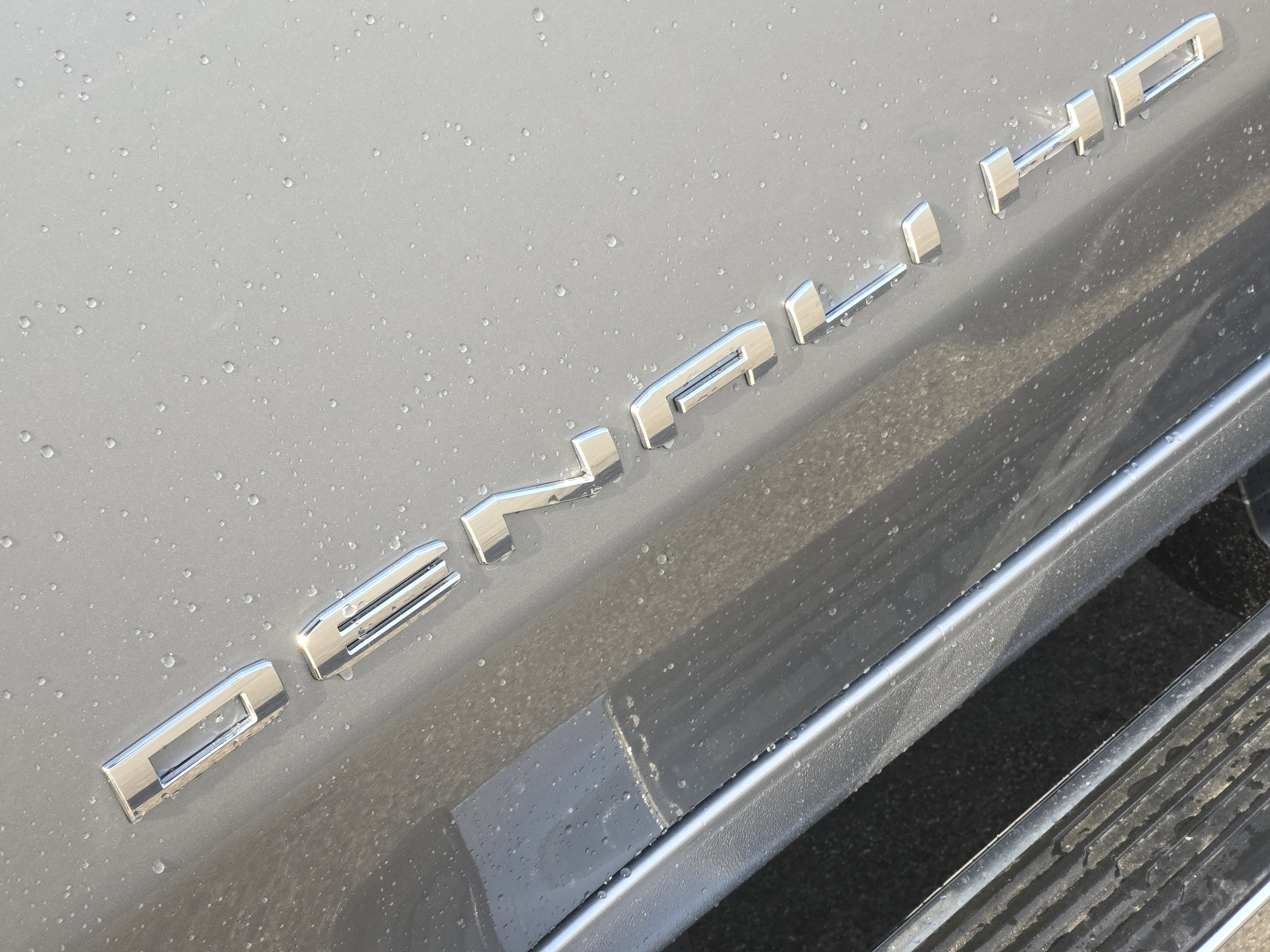 New 2026 GMC Sierra 2500 Denali w/ Denali Reserve Package image 8