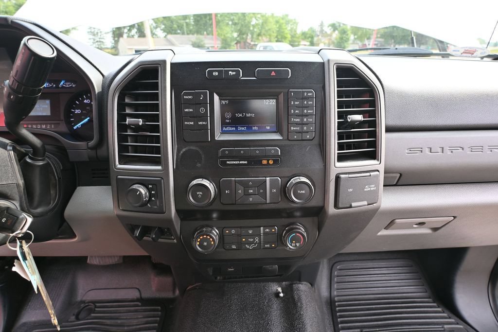 Used 2019 Ford F550 4x4 Regular Cab Super Duty image 39