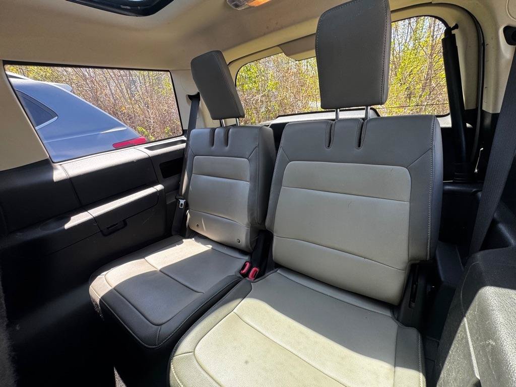 Used 2018 Ford Flex SEL w/ Equipment Group 202A AWD/4WD image 10