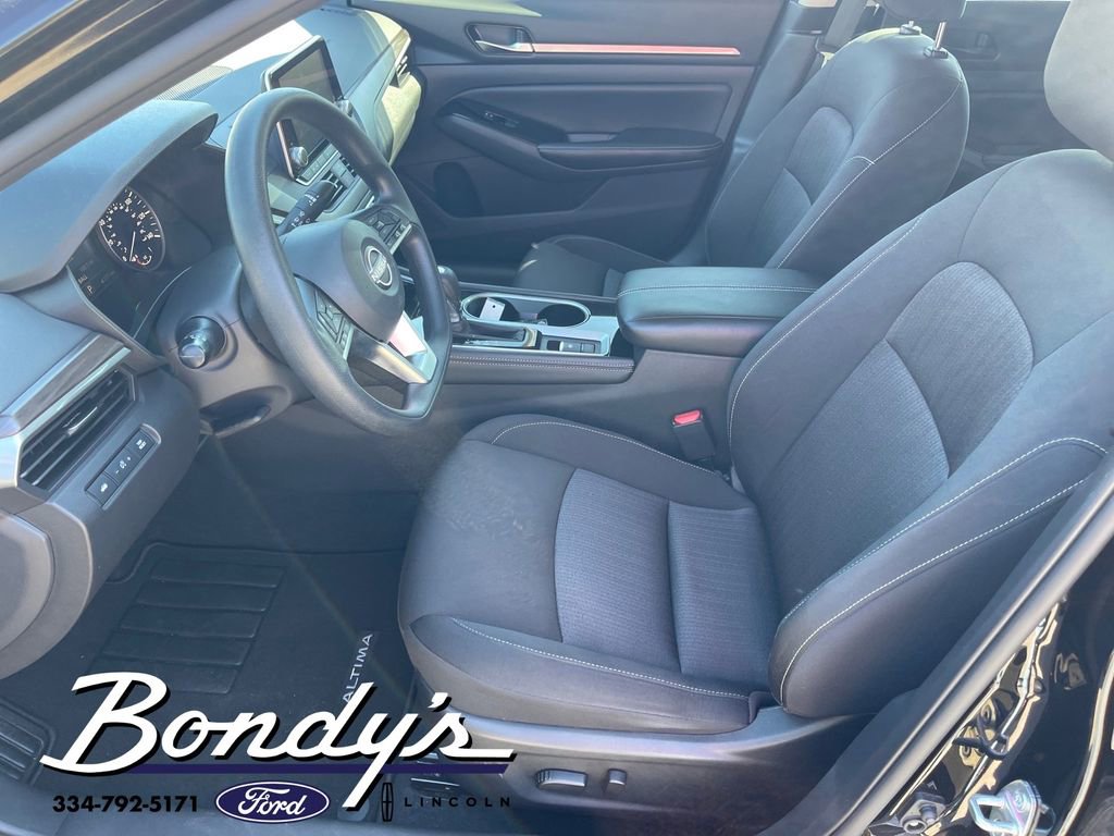 Used 2023 Nissan Altima 2.5 SV image 13