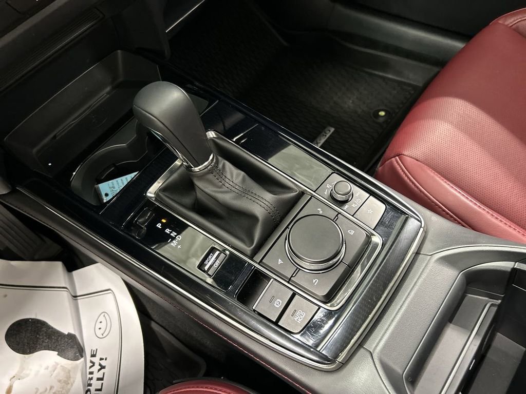 Certified 2025 MAZDA CX-30 AWD 2.5 S w/ Preferred Package image 17