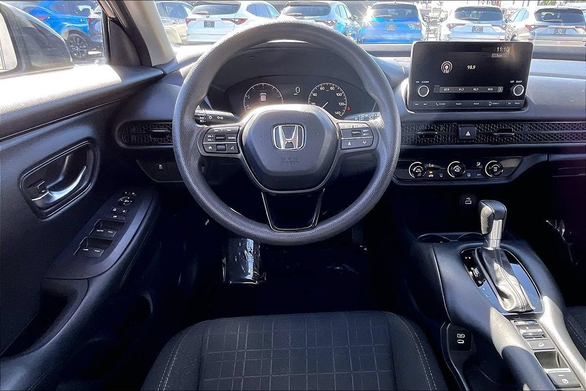 Used 2025 Honda HR-V LX image 22
