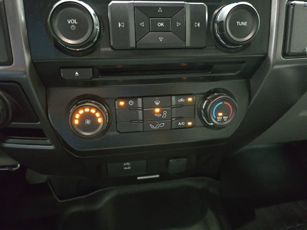 Used 2016 Ford F150 XLT w/ XTR Package AWD/4WD image 24