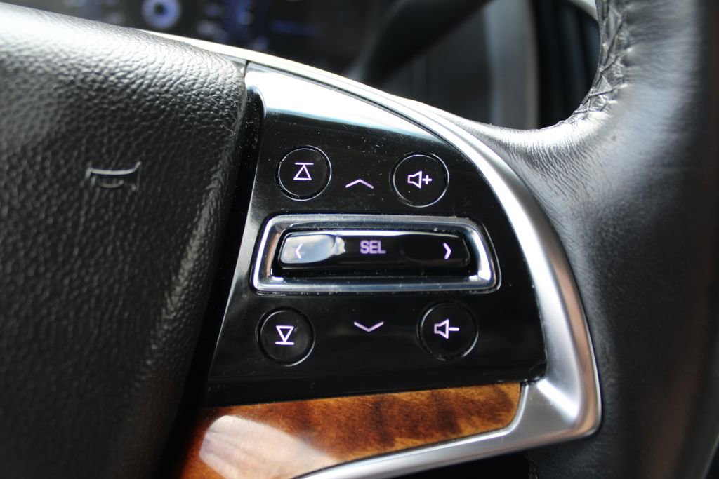 Used 2015 Cadillac Escalade Luxury AWD/4WD image 22