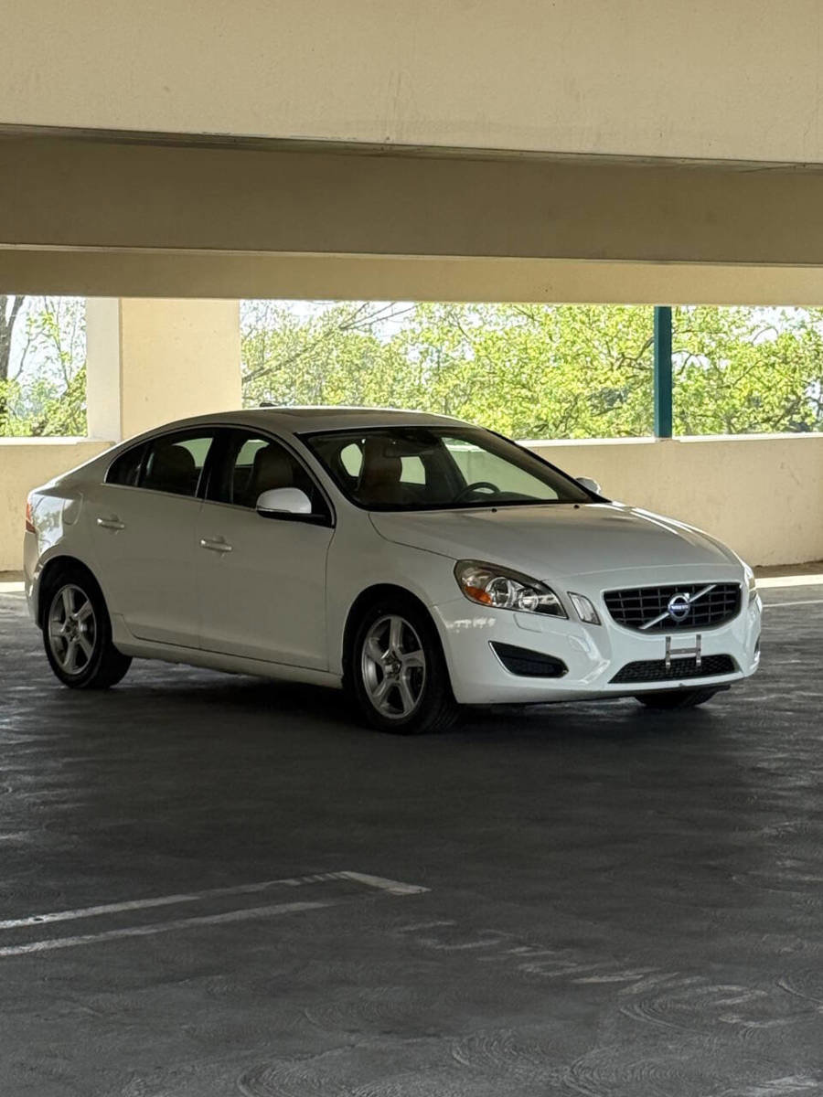 Used 2013 Volvo S60 T5 Premier Plus image 3