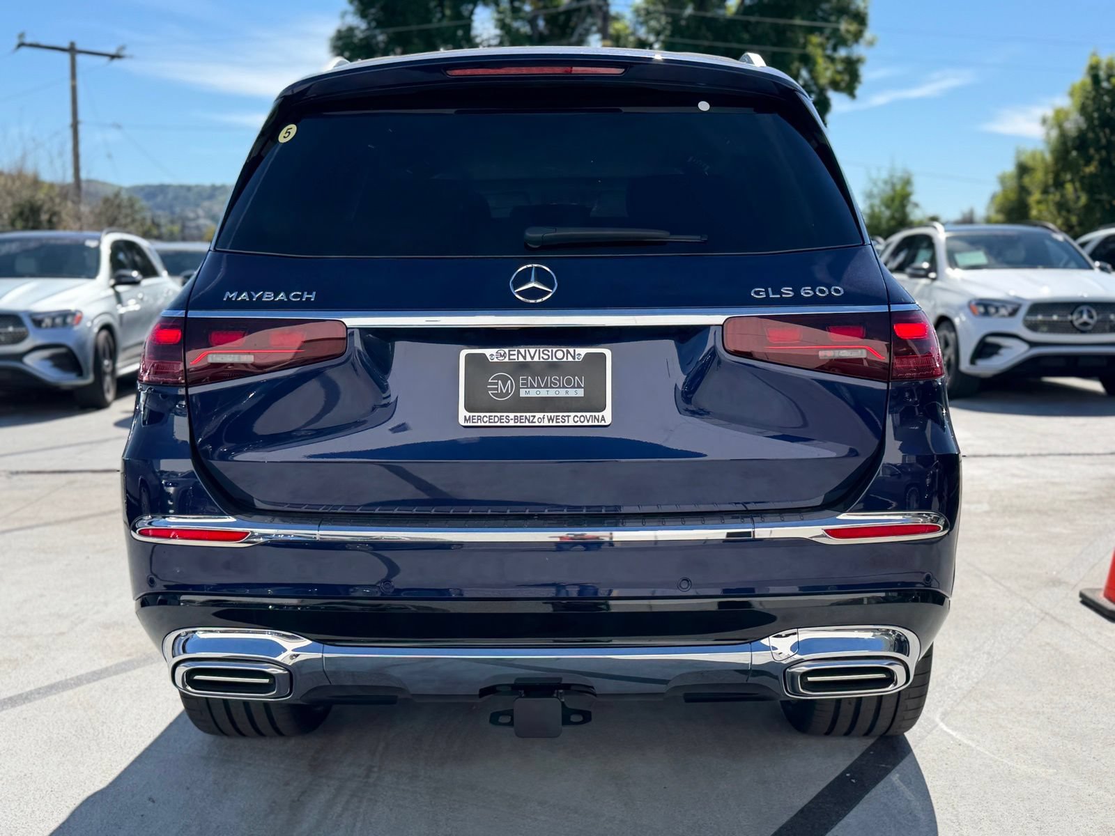 New 2026 Mercedes-Benz Maybach GLS 600 4MATIC image 9