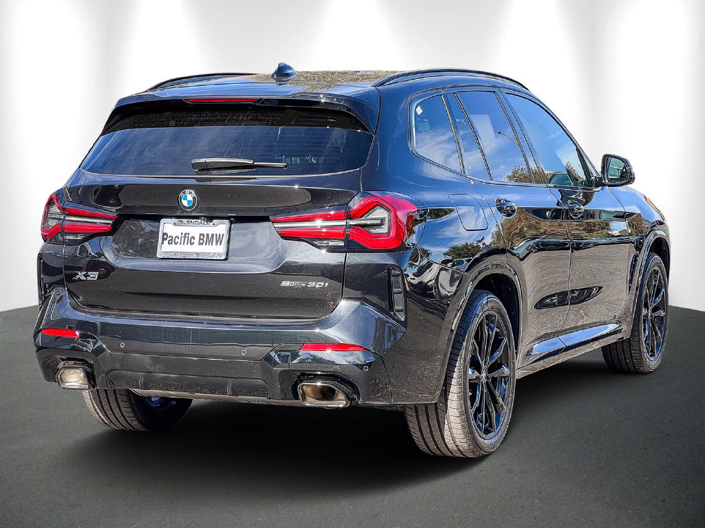 Certified 2024 BMW X3 sDrive30i w/ M Sport Package RWD image 6