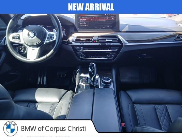 Used 2021 BMW M550i xDrive w/ Executive Package image 13