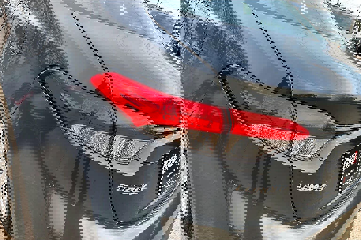 Used 2024 Toyota Corolla LE image 27