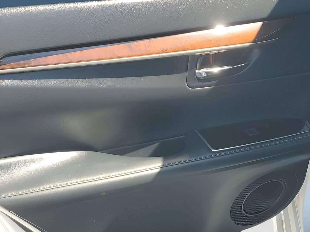 Used 2016 Lexus ES 350 w/ Premium Package w/Wood Trim image 43