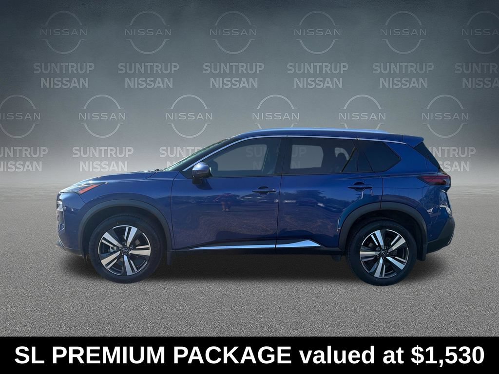 Used 2023 Nissan Rogue SL w/ SL Premium Package FWD image 2
