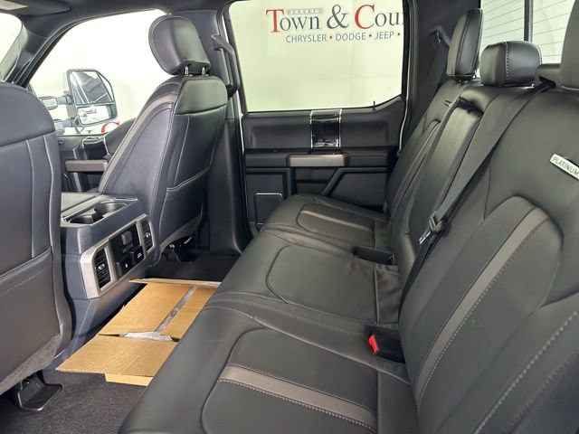 Used 2022 Ford F450 Platinum w/ FX4 Off-Road Package image 22