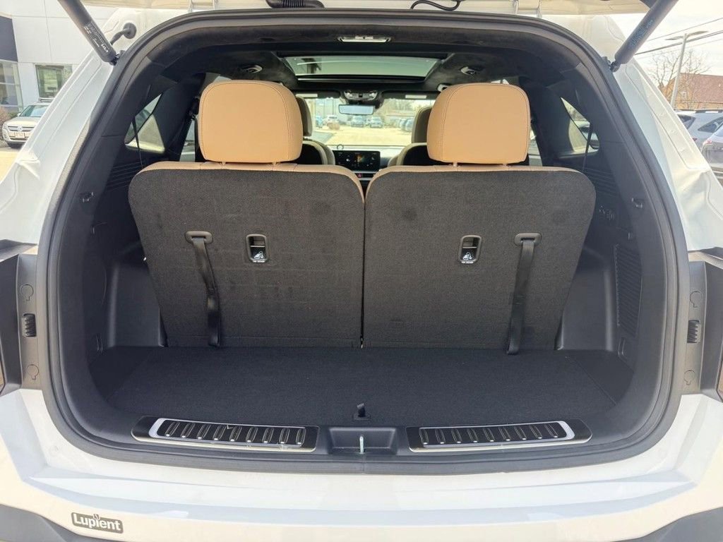 Used 2025 Kia Sorento SX Prestige w/ Olive Brown Leather Package image 6