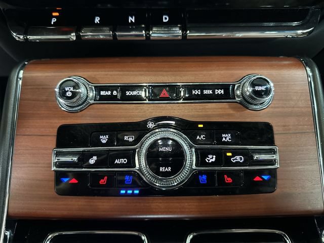 Used 2024 Lincoln Aviator Reserve w/ Jet Package AWD/4WD image 21