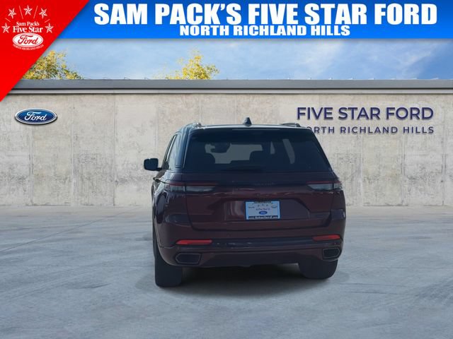 Used 2025 Jeep Grand Cherokee Summit w/ Adv Protech Group IV AWD/4WD image 8