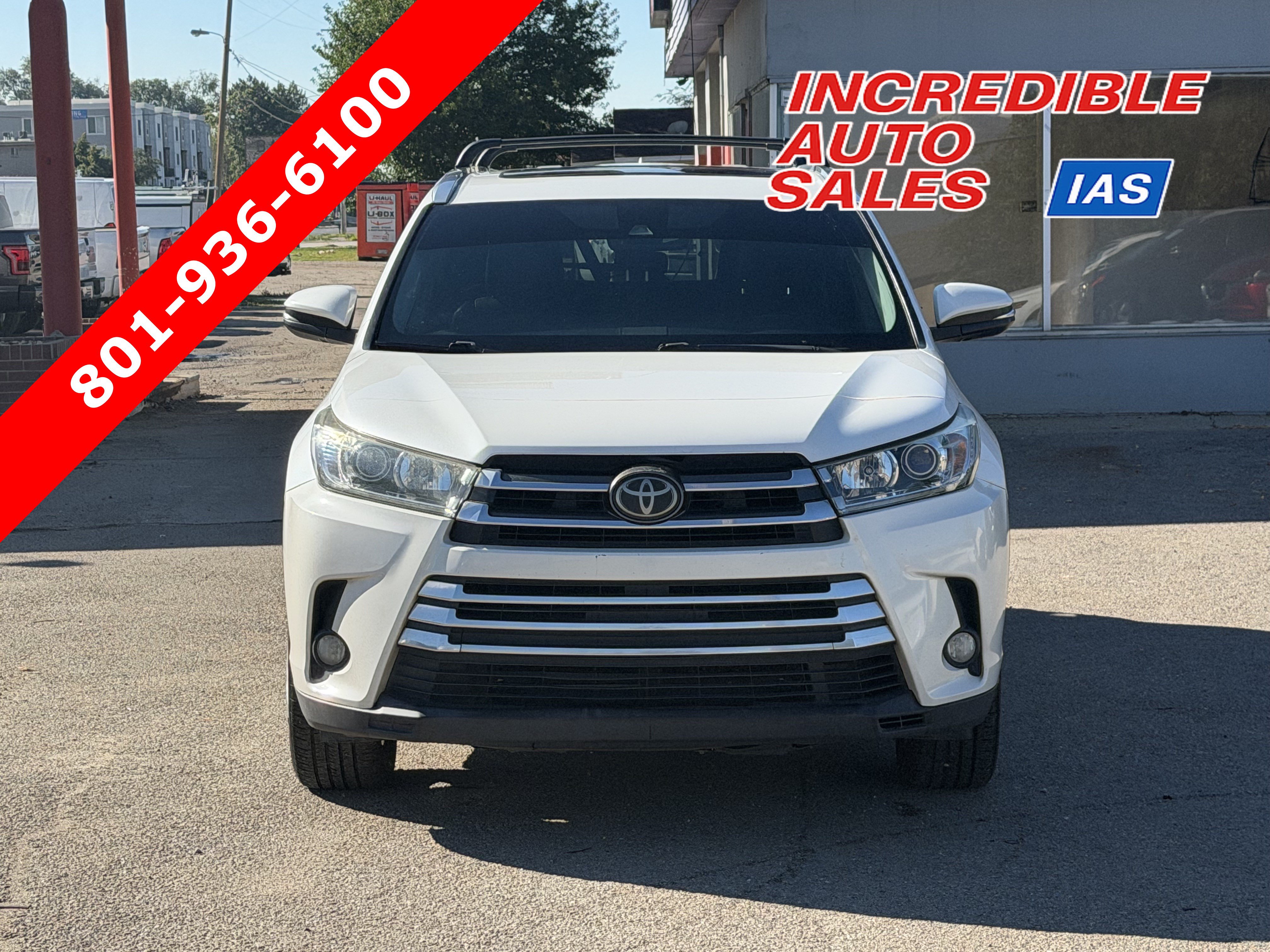 Used 2017 Toyota Highlander Limited FWD image 1