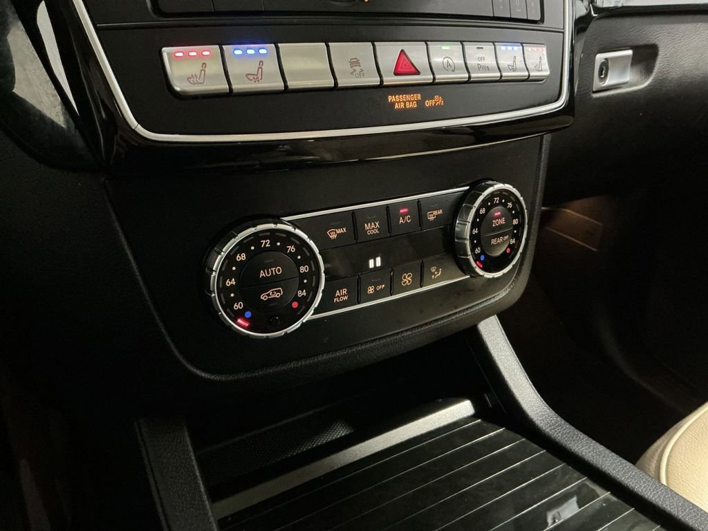 Used 2018 Mercedes-Benz GLS 550 4MATIC image 29