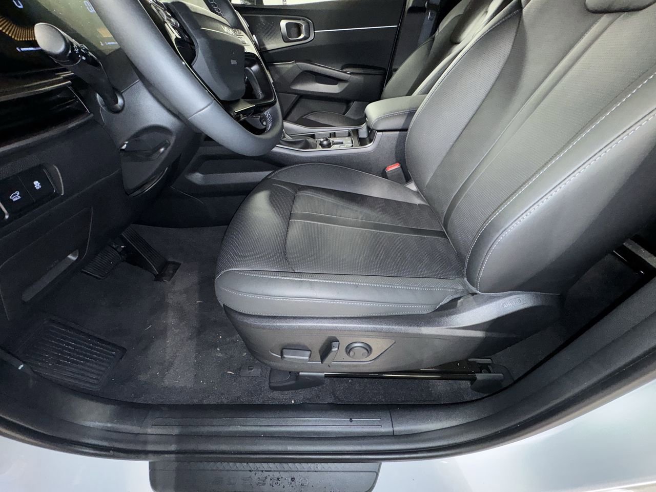 New 2026 Kia Sorento EX image 15