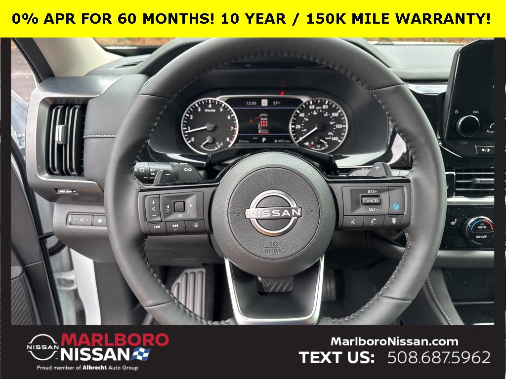 New 2025 Nissan Pathfinder SL image 32