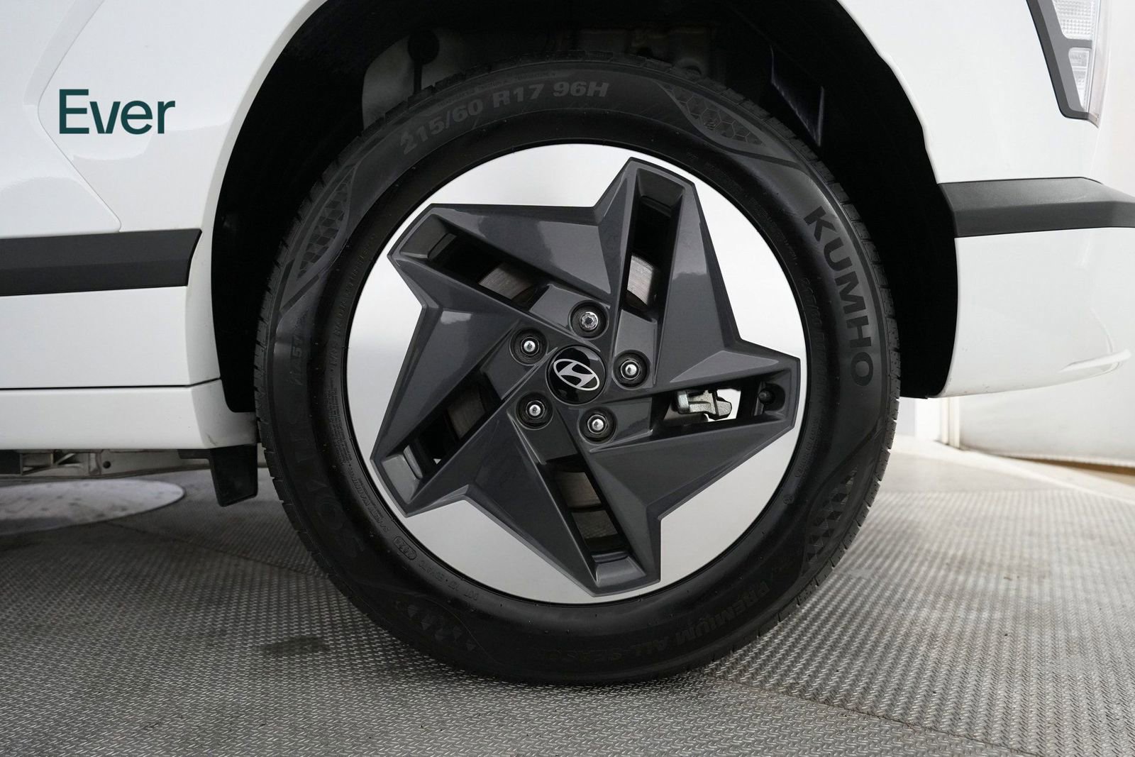 Used 2024 Hyundai Kona SEL image 19