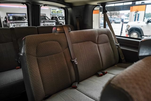 Used 2017 Chevrolet Express 3500 LT w/ LT Preferred Equipment Group RWD image 37