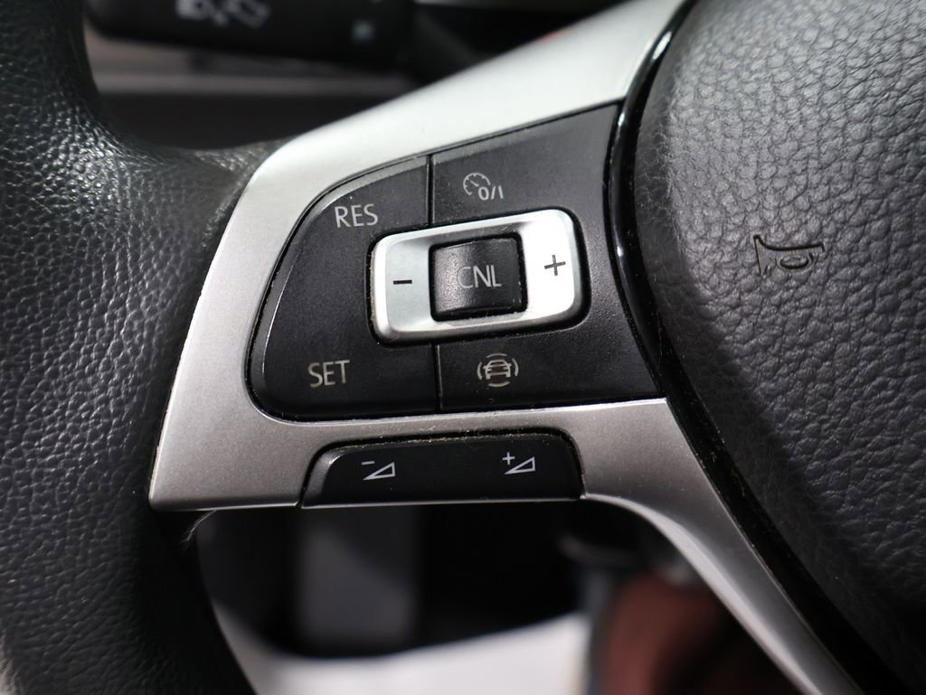 Used 2021 Volkswagen Jetta S image 31