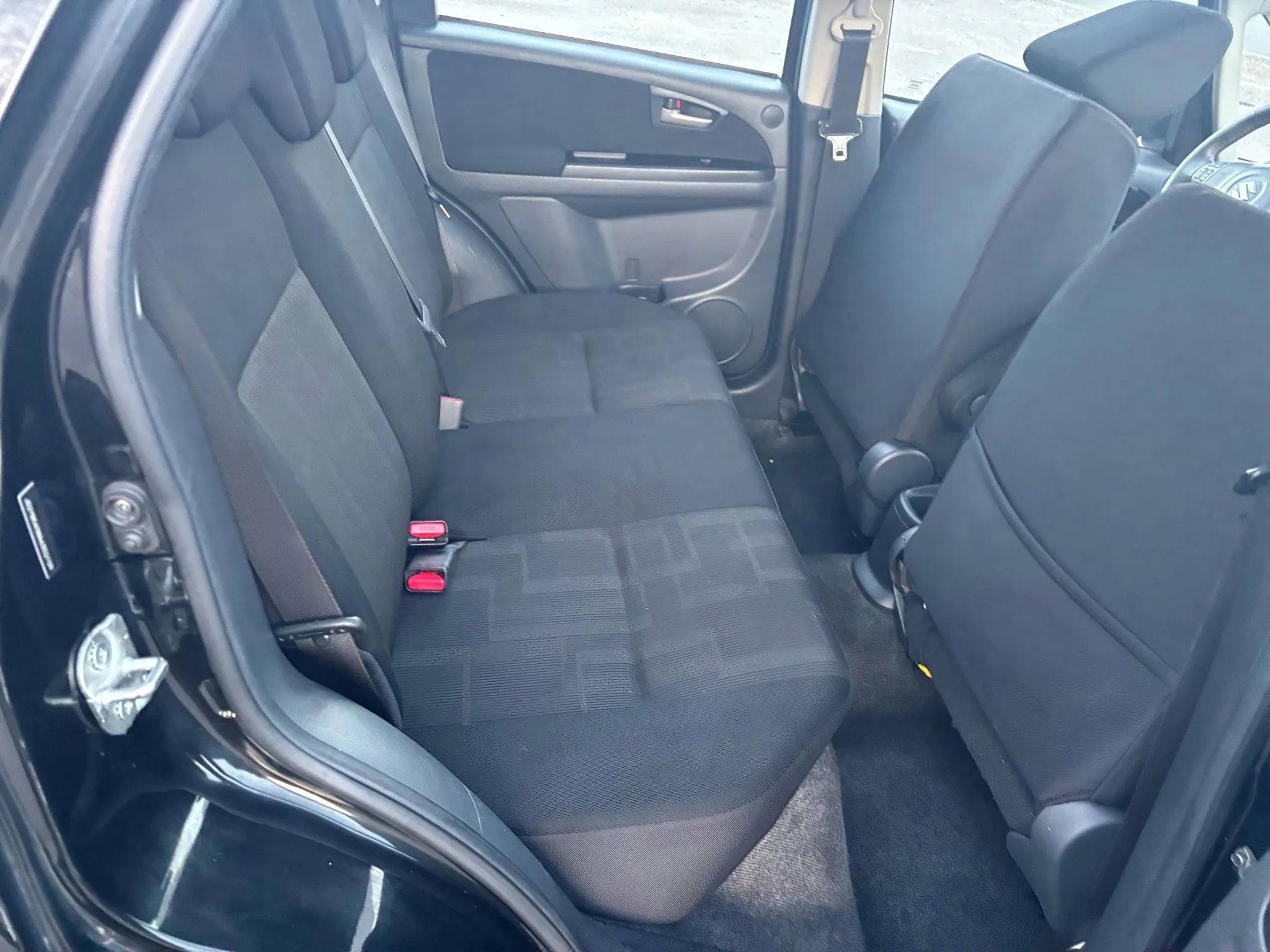 Used 2010 Suzuki SX4 AWD Hatchback image 18