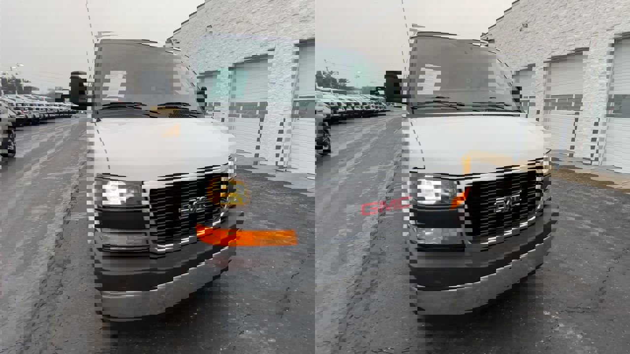 Used 2024 GMC Savana 2500 w/ Driver Convenience Package image 2